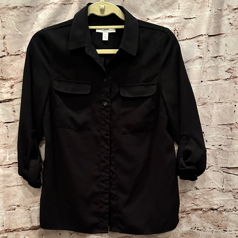 1901 Black Button-Up Blouse